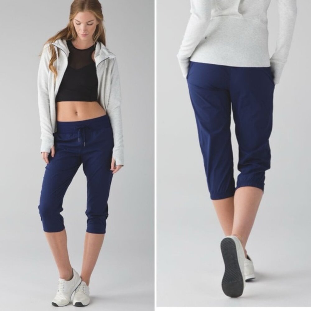 Lululemon Studio Crop II Hero Blue Size 6